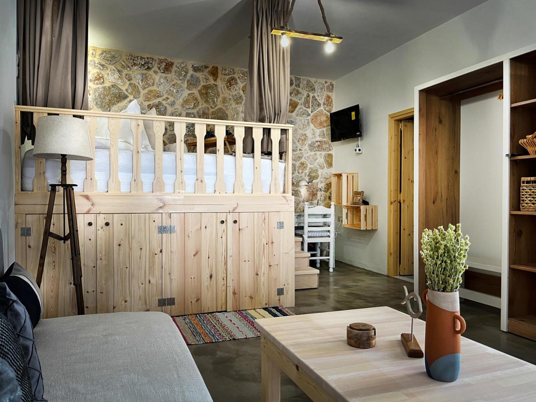 Stonehousekefalos Exterior photo
